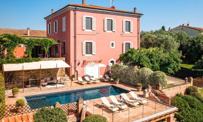 Fabbrica House | 5 bedroom cozy home in Fabbrica
