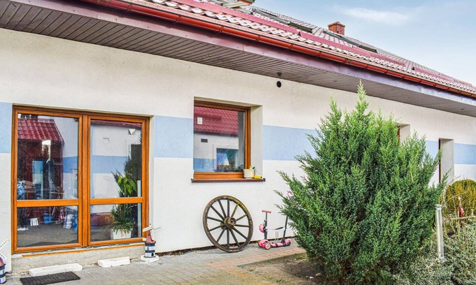 Miastko House | 5 bedroom gorgeous home in Swierzno