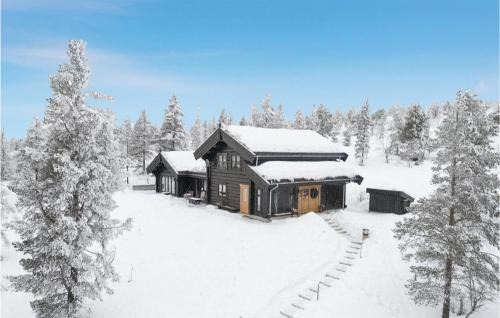Tynset House | 5 Bedroom Gorgeous Home In Tynset