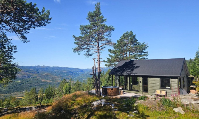 Kroderen House | 5 bedroom stunning home in Eggedal