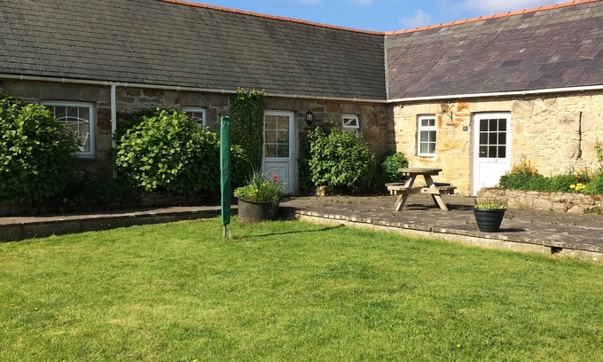 Bodorgan Cottage | 5 Glantraeth Farm. Pet friendly cottage, ideal base to explore Anglesey.