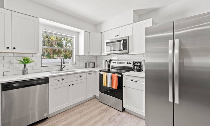 Orient Park House | 5 minutes to Florida State Fairgrounds, Spacious home with game room and patio
