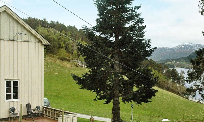 Halsa Municipality House | 5 person holiday home in VÅGLAND
