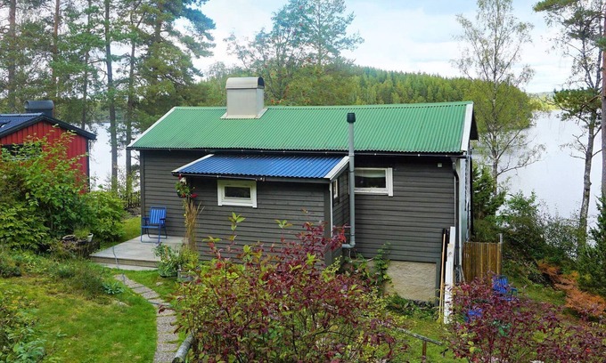 Aplared House | 5 person holiday home in APLARED