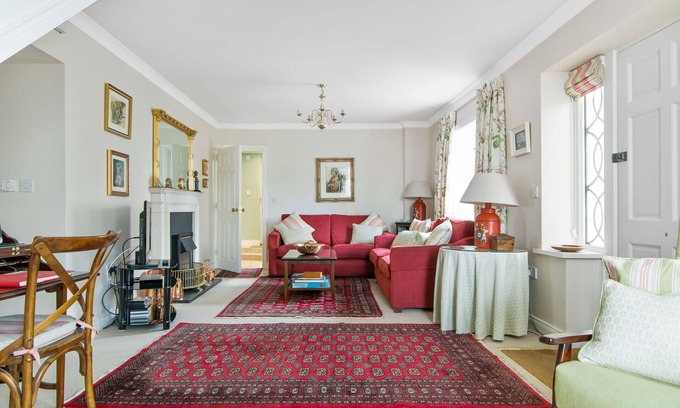 Whiteabbey House | 5 STAR HISTORIC REFURBISHED OLD RECTORY