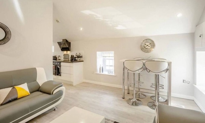 Castleside House | 5 star luxury cottages with outdoor hot tub
