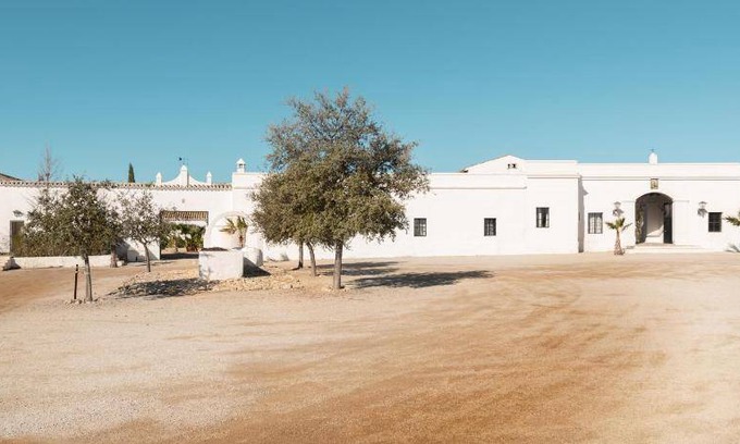 Jerez de la Frontera House | 500 m² House ∙ 11 bedrooms ∙ 24 guests
