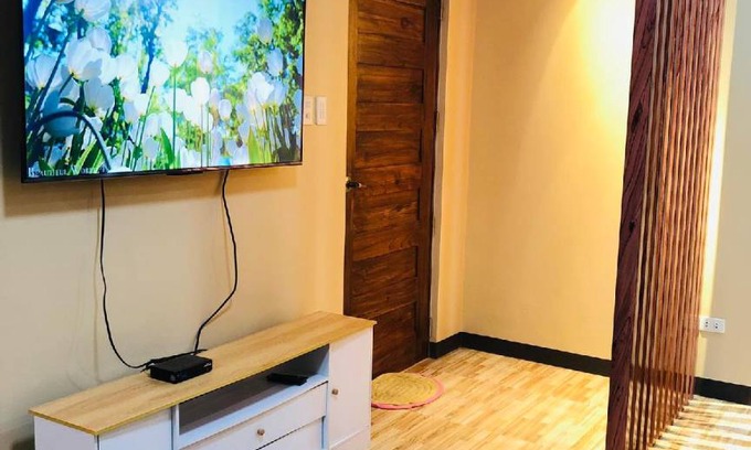 Bantay House | 500 m² House ∙ 3 bedrooms ∙ 15 guests