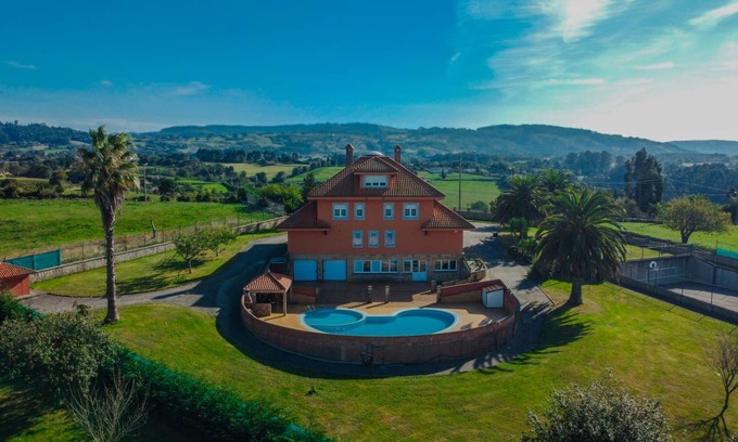 Quintueles House | 500 m² House ∙ 7 bedrooms ∙ 14 guests