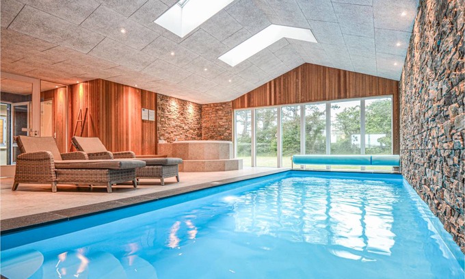 Knebel House | 500 m² House ∙ 9 bedrooms ∙ 24 guests