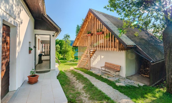 Tolmin House | 51 m² House ∙ 1 bedroom ∙ 4 guests