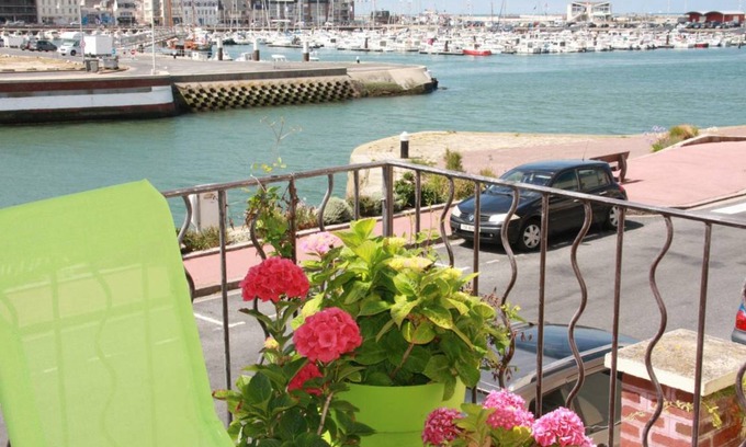 Fecamp Apartment | 52 m² Apartment ∙ 1 bedroom ∙ 4 guests