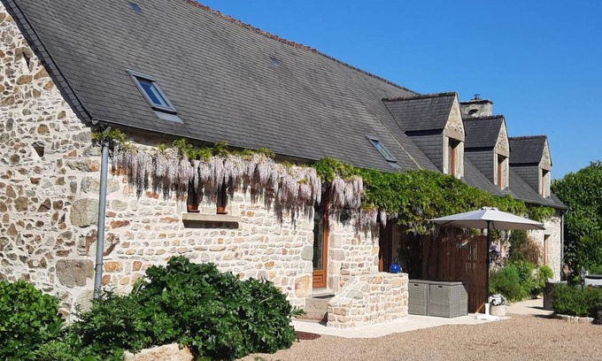Gonneville-le-Theil Cottage | 54 m² Cabin ∙ 2 bedrooms ∙ 4 guests