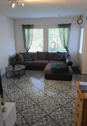 Seinajoki House | 55 neliöinen Tilava RivitaloKaksio, 1-4hlö, Täydellinen keittiö, Uudet kodinkoneet, laadukas sauna, tv, netflix, wifi, kuivaava pyykinpesukone, itsekirjautuminen 24h, avainsäilöboxi koodilla