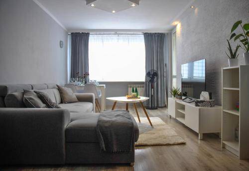 Nowy Dwor Mazowiecki Apartment | 57 m² Apartment ∙ 2 bedrooms ∙ 6 guests