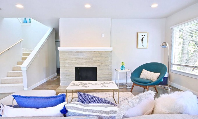 Stevens House | 5BR/3BA Capitol Hill home in the heart of Seattle!