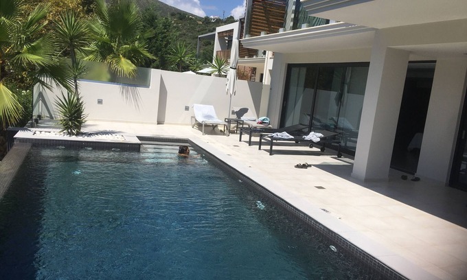 Aradippou House | 6 apartment villa complex