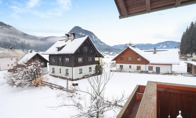 Gosau House | 6 bedroom accommodation in Gosau