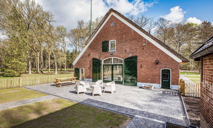 Nijverdal House | 6 bedroom gorgeous home in Nijverdal