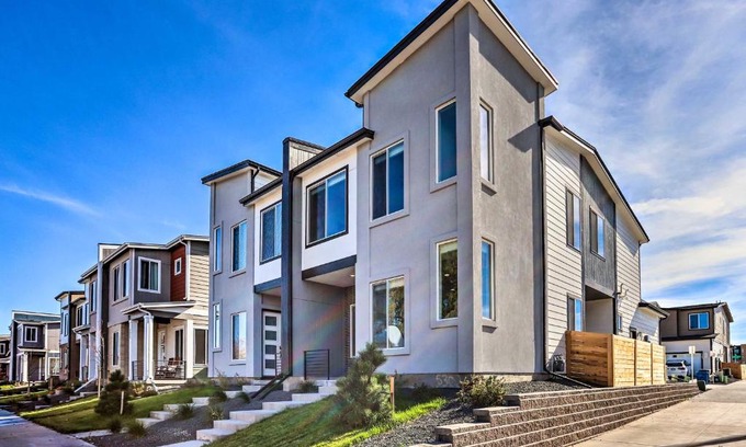 Dupont House | 6 Mi to Dtwn Denver Townhome with Patio!
