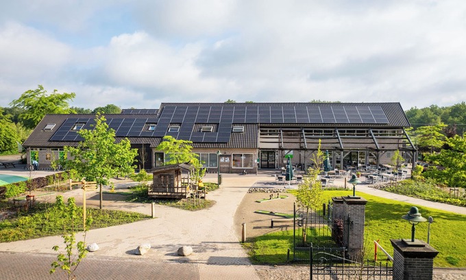 Witteveen House | 6-person children's bungalow in the holiday park Landal Orveltermarke