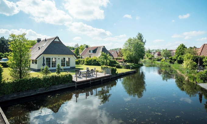 Sevenum House | 6-person children's bungalow in the holiday park Landal Domein De Schatberg
