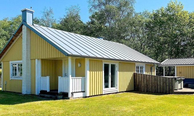 Skummesloevsstrand House | 6 person holiday home in LAHOLM-By Traum