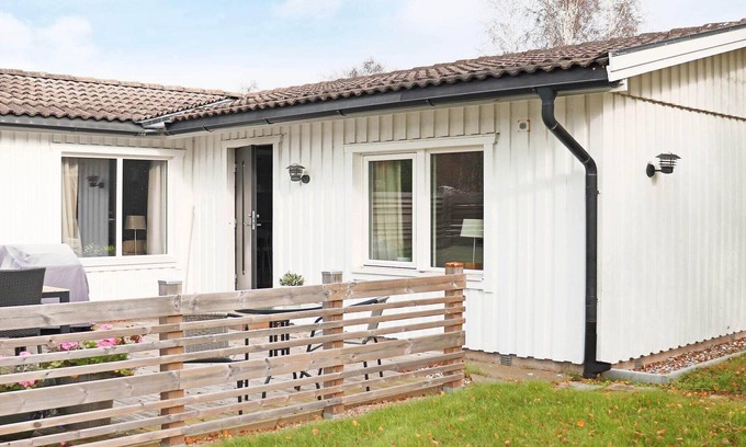 Skummesloevsstrand House | 6 person holiday home in LAHOLM-By Traum