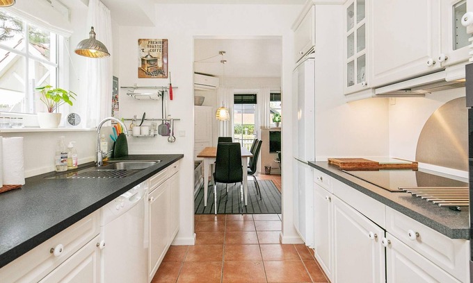 Blavand Apartment | 6 person holiday home in Blåvand