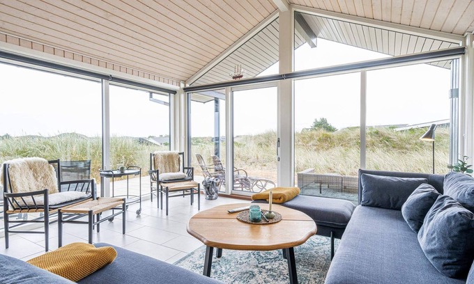 Henne Strand House | 6 person holiday home in Henne