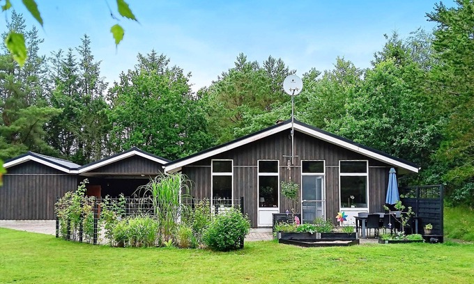 Nordost House | 6 person holiday home in Sæby-By Traum