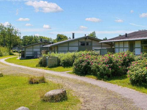 Smidstrup Strand House | 6 person holiday home on a holiday park