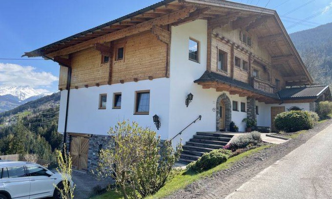 Ried im Zillertal Apartment | 60 m² Apartment ∙ 1 bedroom ∙ 3 guests