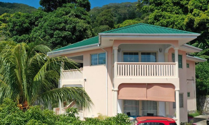 Mare Anglaise Apartment | 60 m² Apartment ∙ 2 bedrooms ∙ 4 guests