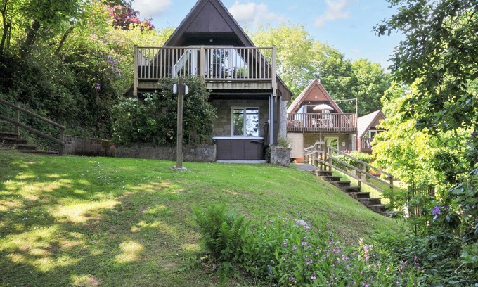 Luckett Cottage | 60 VALLEY LODGE, pet friendly, with pool in Gunnislake