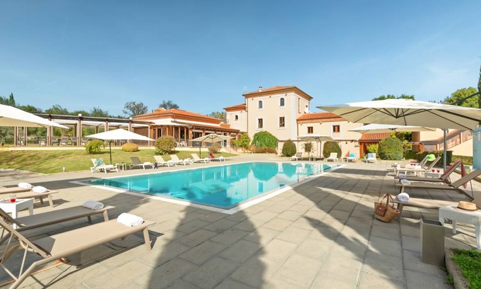 Pontecorvo Villa | 620 m² Villa ∙ 11 bedrooms ∙ 20 guests