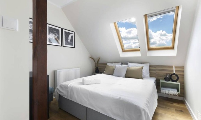 Siedlce Apartment | 63 m² Apartment ∙ 4 bedrooms ∙ 8 guests
