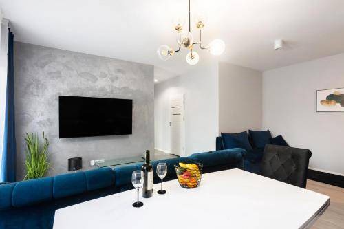 Warszawskie Apartment | 64 m² Apartment ∙ 3 bedrooms ∙ 12 guests