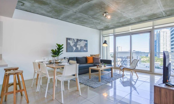 Midtown Apartment | 68 m² Apartment ∙ 1 bedroom ∙ 4 guests