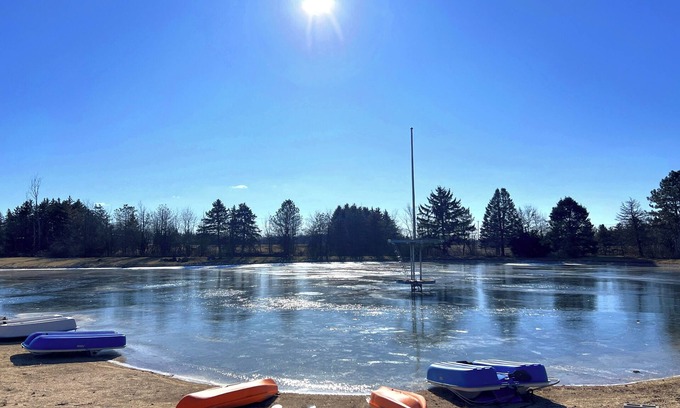 Union Grove House | 7 Acres of Serenity - Nature View and Ponds - with Fishing, Boating & Kayaking