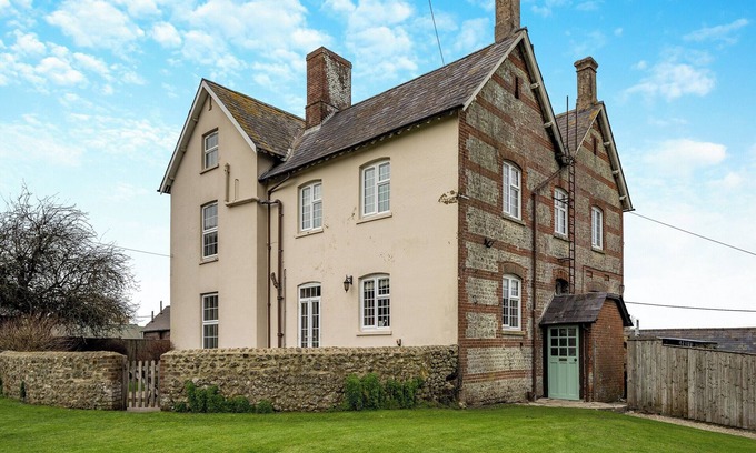 Pulham Cottage | 7 bedroom accommodation in Plush, near Piddletrenthide