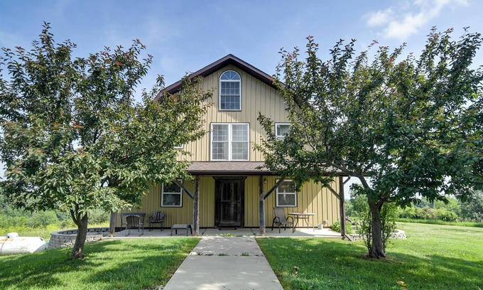 Union County House | 7 Mi to Afton Lake: ‘The Barn’ Secluded Retreat