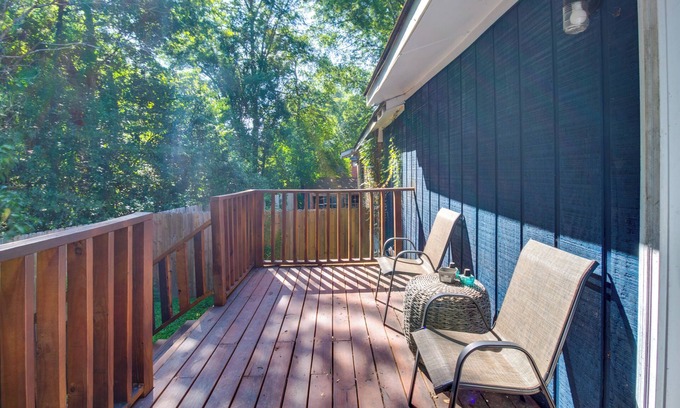 McComb House | 7 Mi to Lake Tangipahoa: McComb Home w/Deck!