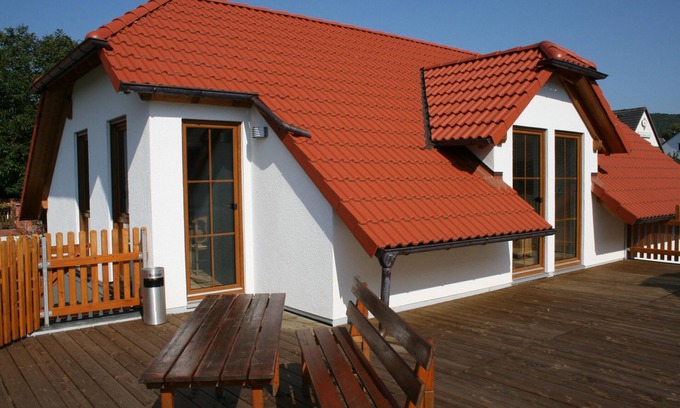 Edertal Condo | 70 sqm apartment in a quiet location, 500m from Fahradweg on the Eder