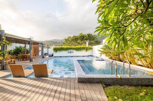 Los Banos Villa | 700 m² Villa ∙ 5 bedrooms ∙ 30 guests