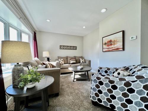 West Chester House | 7086 Tylersville Beautiful 4 BDR Home - Near I-75