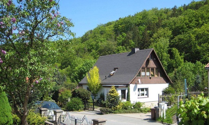 Hainsberg Apartment | 72 m² Apartment ∙ 3 bedrooms ∙ 4 guests