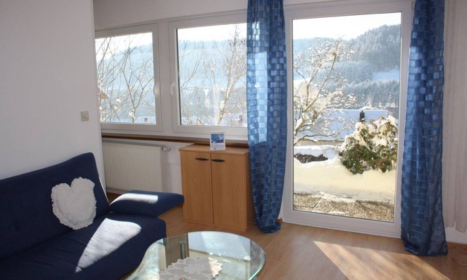 Gemarkung Horschwag Apartment | 73 m² Apartment ∙ 2 bedrooms ∙ 5 guests