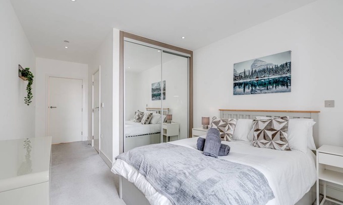 St. Mary's Park Apartment | 75 m² Apartment ∙ 2 bedrooms ∙ 4 guests