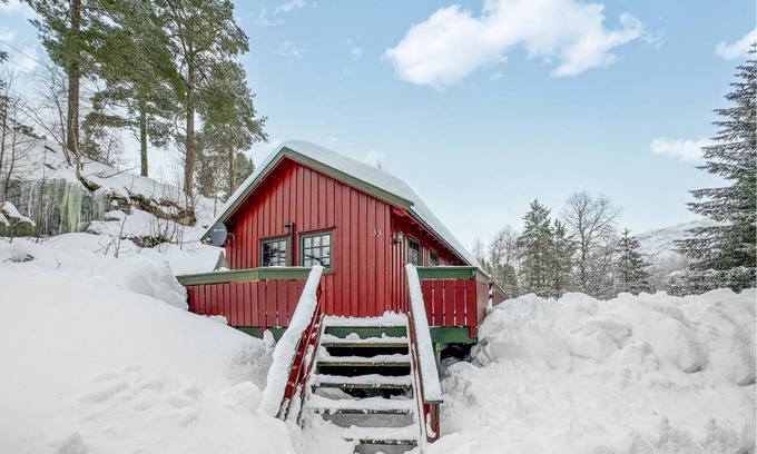 Ljosland House | 75 m² House ∙ 2 bedrooms ∙ 8 guests